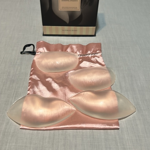 Victoria's Secret Shaping Inserts - Picture 5 of 6